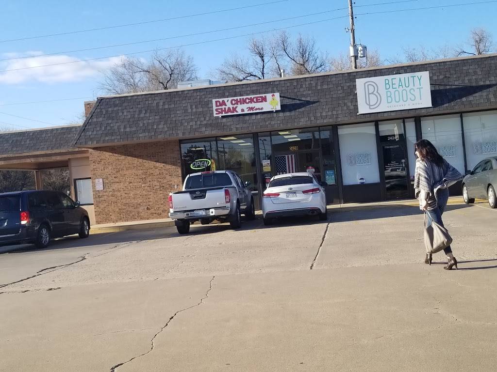 Da Chicken Shak & More | restaurant | 2428 W 13th St N, Wichita, KS 67203, USA | 3165539631 OR +1 316-553-9631