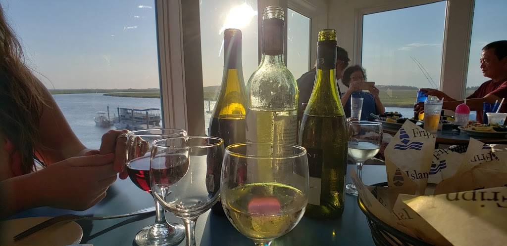 Bonito Boathouse Restaurant | restaurant | Bonito Dr, Fripp Island, SC 29920, USA | 8438381506 OR +1 843-838-1506