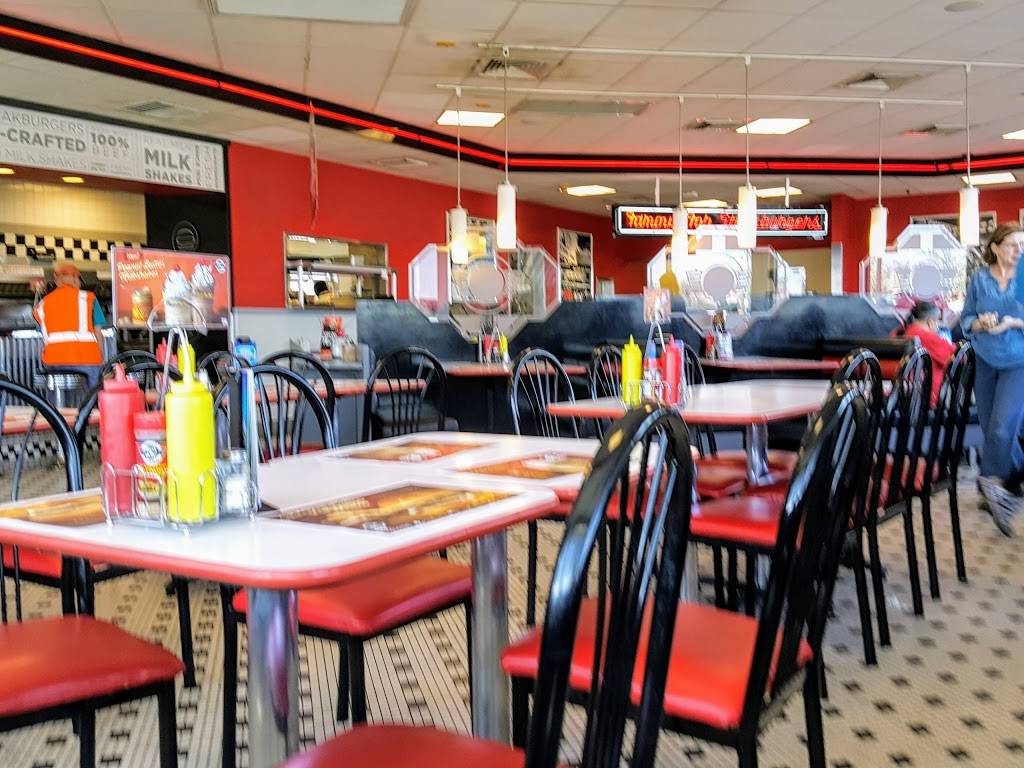 Steak n Shake | restaurant | 320 W North Ave, West Chicago, IL 60185, USA | 6305624370 OR +1 630-562-4370