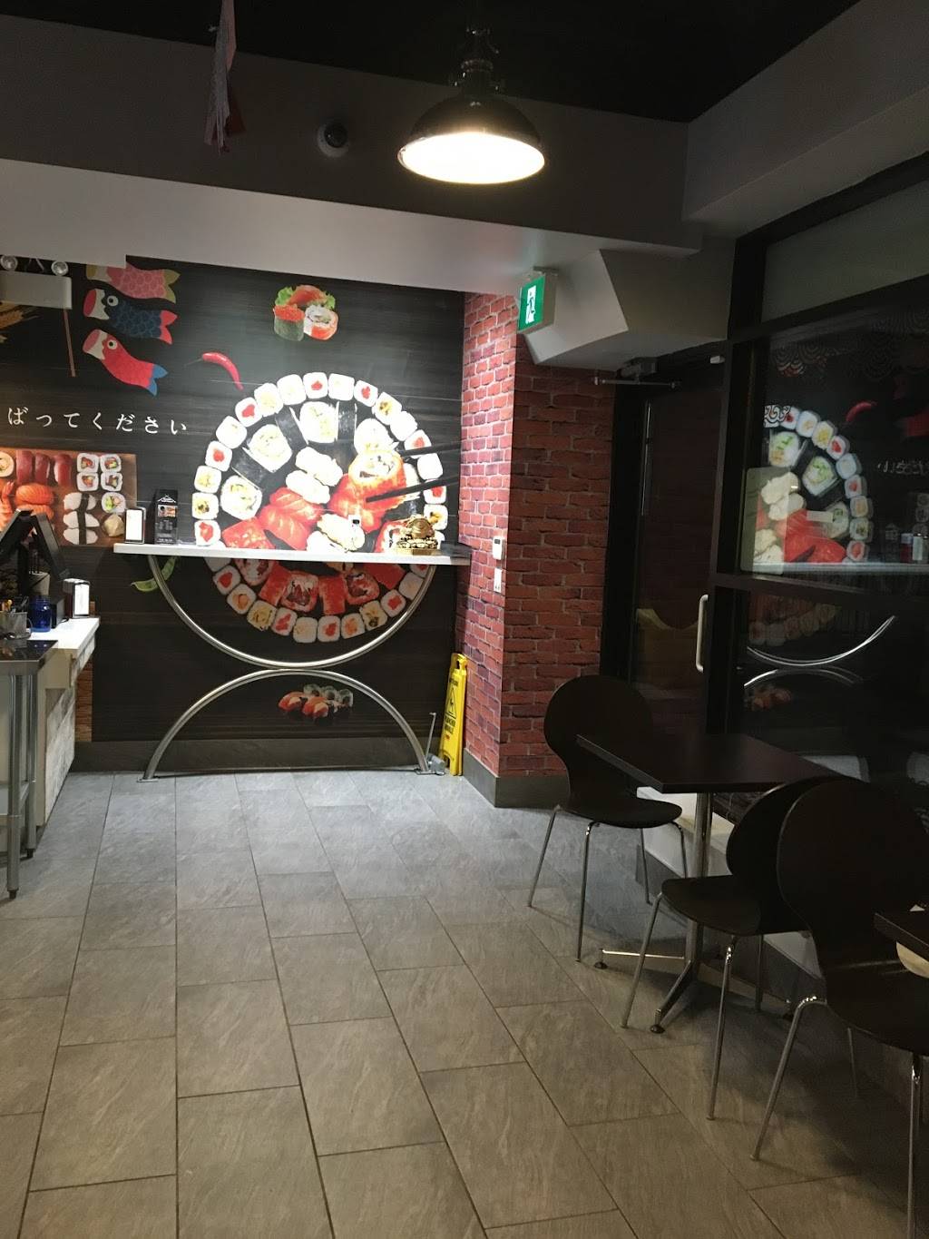 Gordon Sushi House | restaurant | 1219 Gordon St, Guelph, ON N1L 1H2, Canada | 5197802222 OR +1 519-780-2222