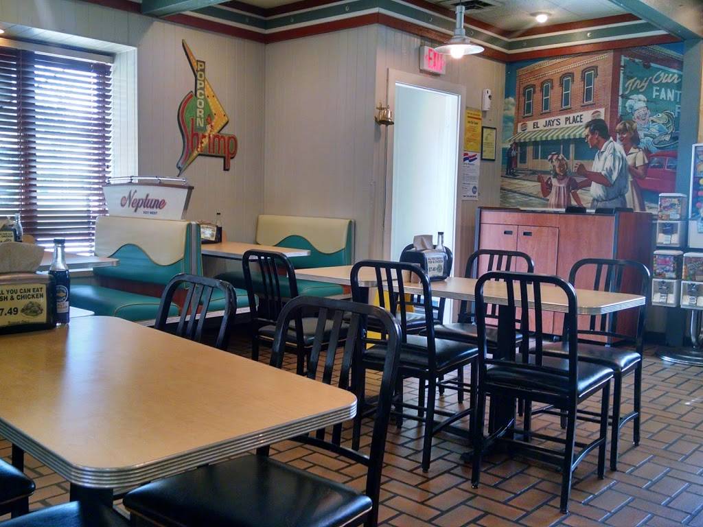 Long John Silvers | restaurant | 610 Lincoln Way E, Massillon, OH 44646, USA | 3308373300 OR +1 330-837-3300