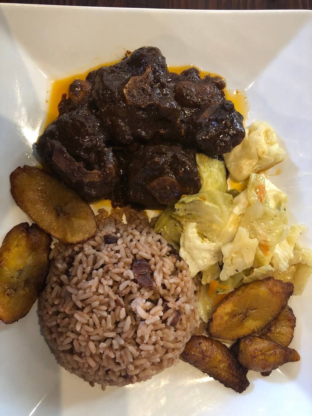 Blu Lagoon Bar and Bistro | restaurant | 2263 Cheshire Bridge Rd NE, Atlanta, GA 30324, USA | 4042545346 OR +1 404-254-5346