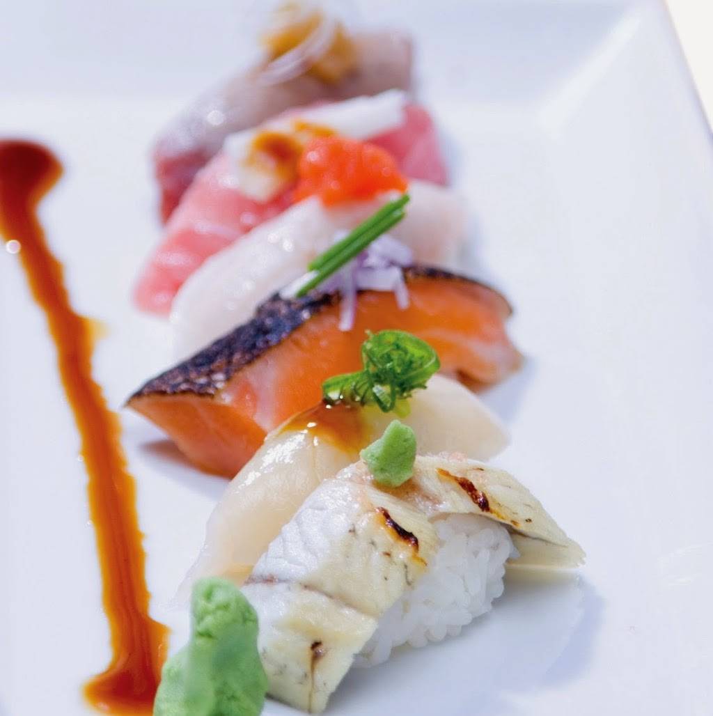 Takumi Sushi & Hibachi | restaurant | 197 Daniel Webster Hwy, Nashua, NH 03060, USA | 6038911717 OR +1 603-891-1717