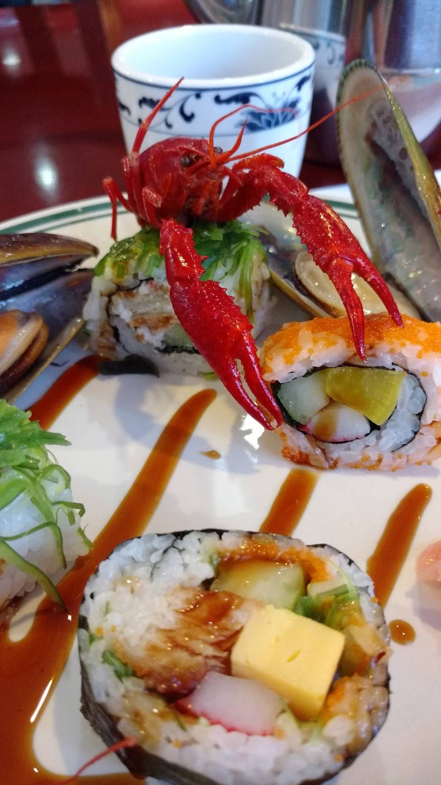 China Buffet | restaurant | 2421 WI-25, Menomonie, WI 54751, USA | 7152334388 OR +1 715-233-4388