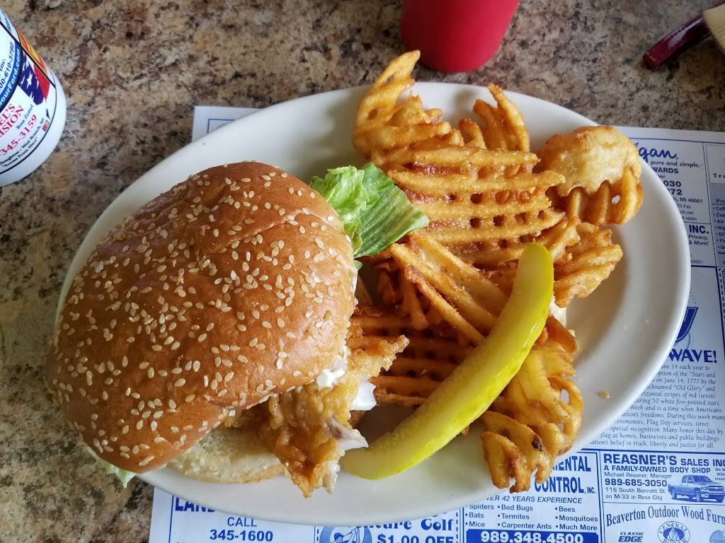 Macs Place | restaurant | 3098 W Houghton Ave, West Branch, MI 48661, USA | 9893457720 OR +1 989-345-7720