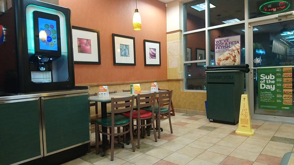 Subway | restaurant | 4521 Dundas St, Burlington, ON L7M 5B4, Canada | 9053199308 OR +1 905-319-9308