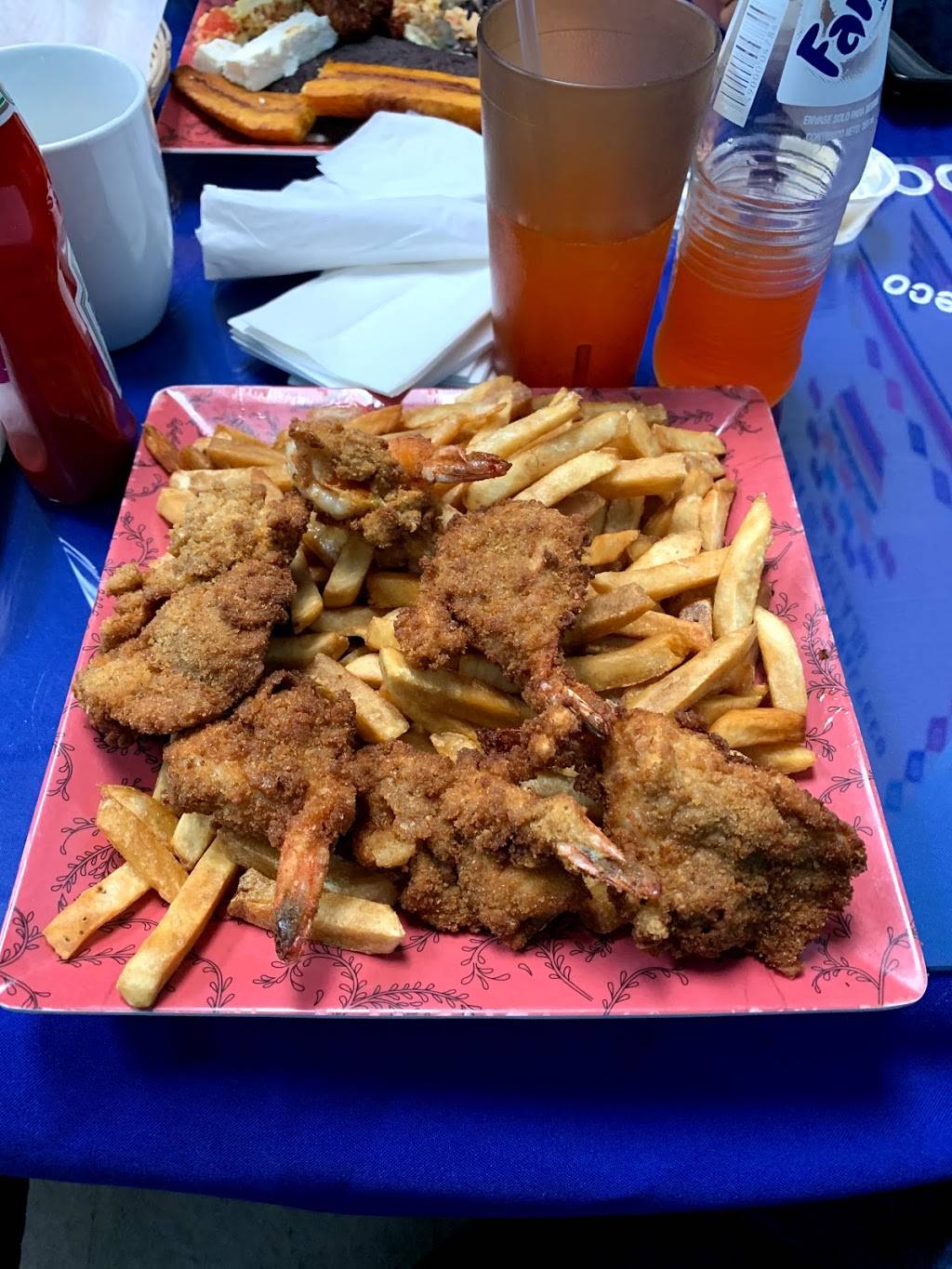 Xelaju | restaurant | 88-30 Parsons Blvd, Jamaica, NY 11432, USA | 7186573366 OR +1 718-657-3366