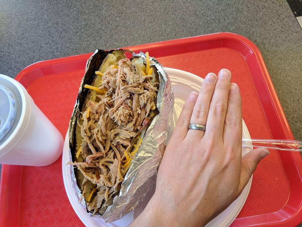 Bobs Barbecue | restaurant | 106 Enon Springs Rd W, Smyrna, TN 37167, USA | 6154595885 OR +1 615-459-5885