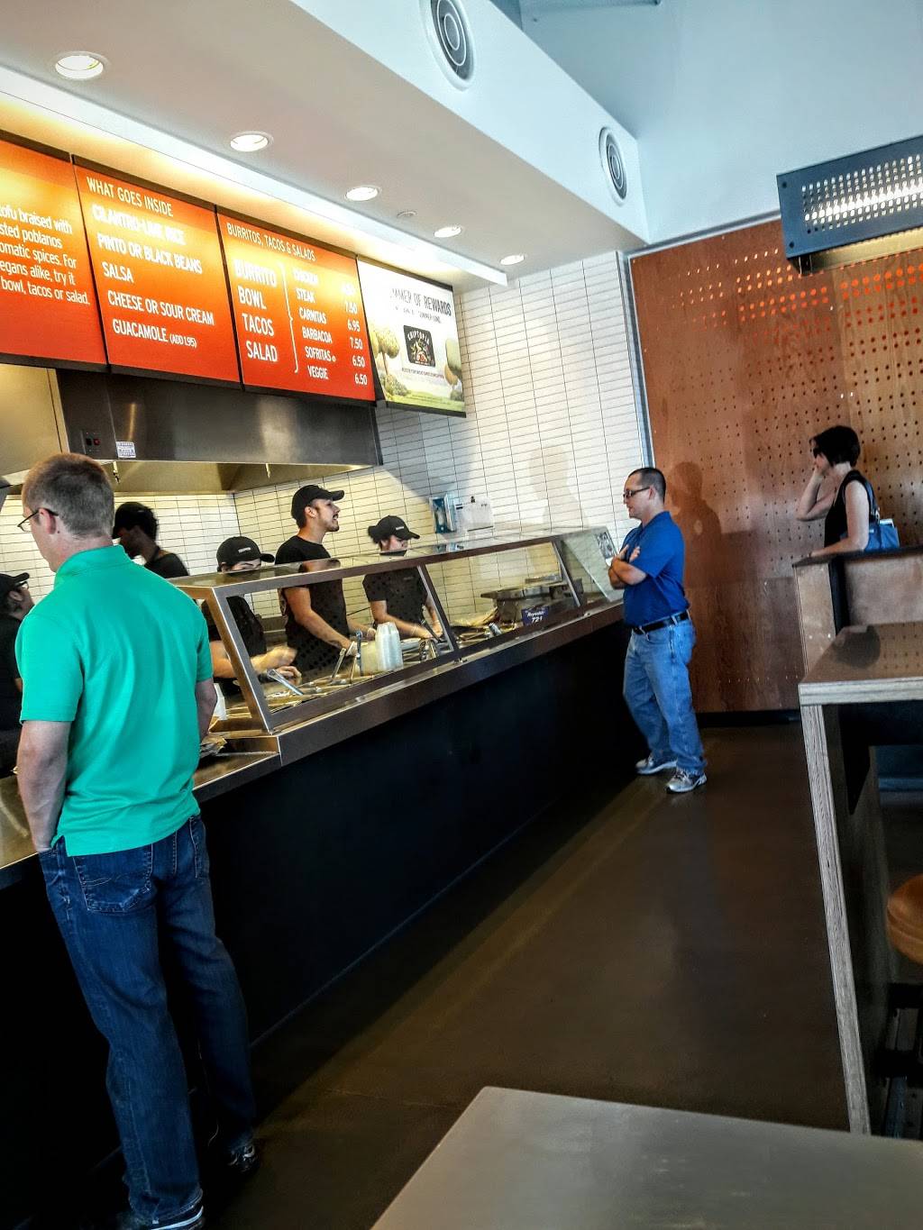 Chipotle Mexican Grill | restaurant | 5130 W Baseline Rd Ste 105, Laveen Village, AZ 85339, USA | 6027775072 OR +1 602-777-5072