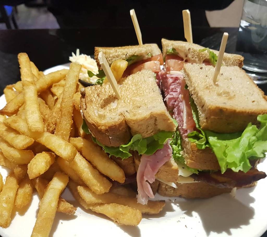 The Lodge Diner | restaurant | 2901 Grand River Ave, Detroit, MI 48201, USA | 8667829622 OR +1 866-782-9622