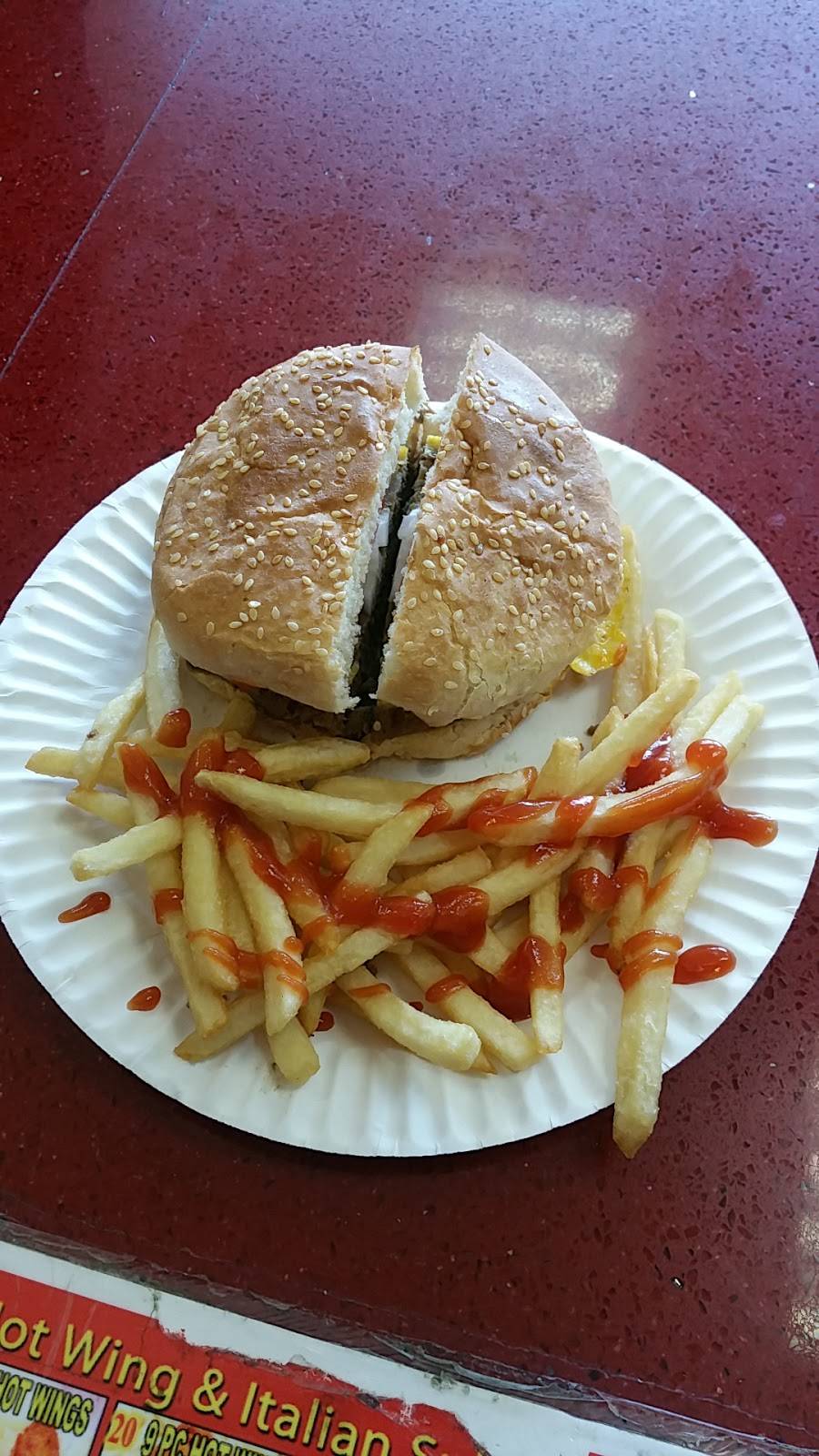 Royal Chicken and Biscuits | restaurant | 330 S Salem St #7, Dover, NJ 07801, USA | 8622449564 OR +1 862-244-9564