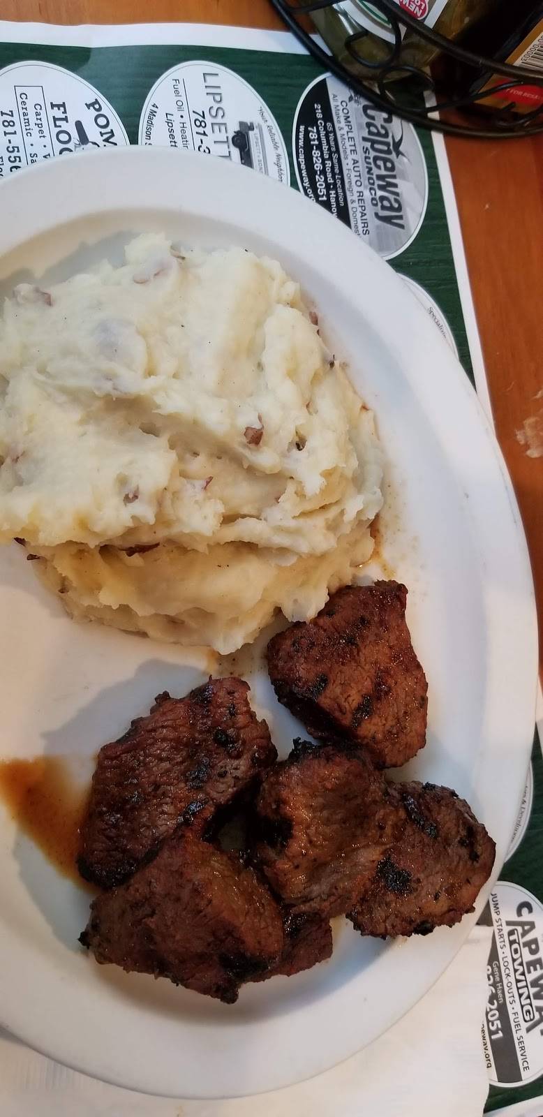 Squires of Hanover | restaurant | 1202 Washington St, Hanover, MA 02339, USA | 7818263360 OR +1 781-826-3360