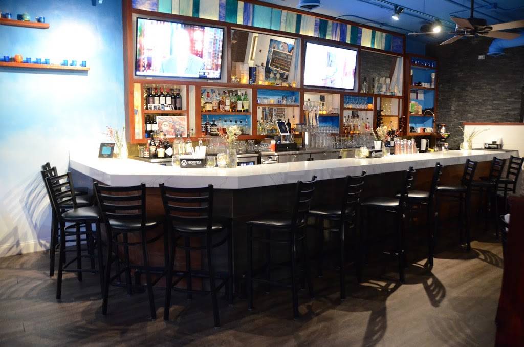 Chrissoulas Restaurant | restaurant | 602 N Milwaukee Ave, Libertyville, IL 60048, USA | 8475493046 OR +1 847-549-3046