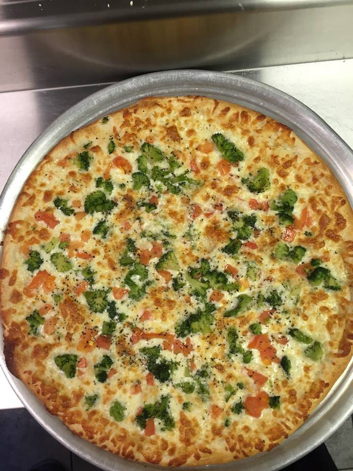 On The Hill Cafe | restaurant | 143 Troy Schenectady Rd, Watervliet, NY 12189, USA | 5183268539 OR +1 518-326-8539