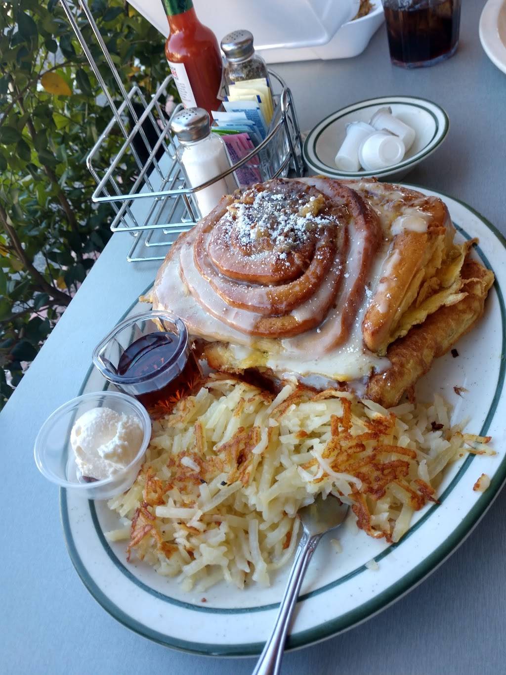 Penfolds Cafe & Bakery | restaurant | 28250 Old Town Front St, Temecula, CA 92590, USA | 9516766411 OR +1 951-676-6411