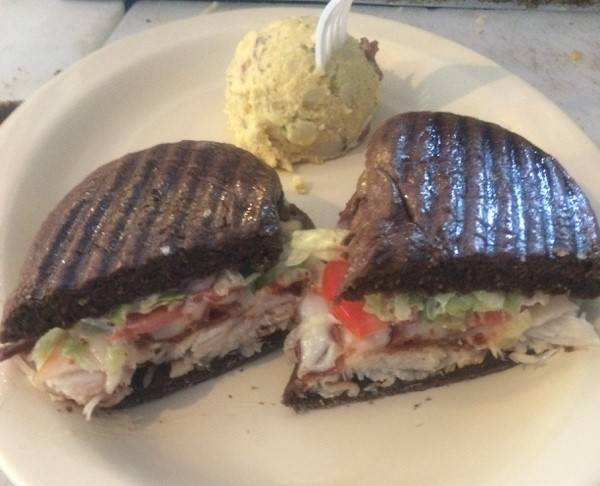 Beck-N-Call Cafe & Catering | restaurant | 534 N New Hampshire St, Covington, LA 70433, USA | 9858759390 OR +1 985-875-9390