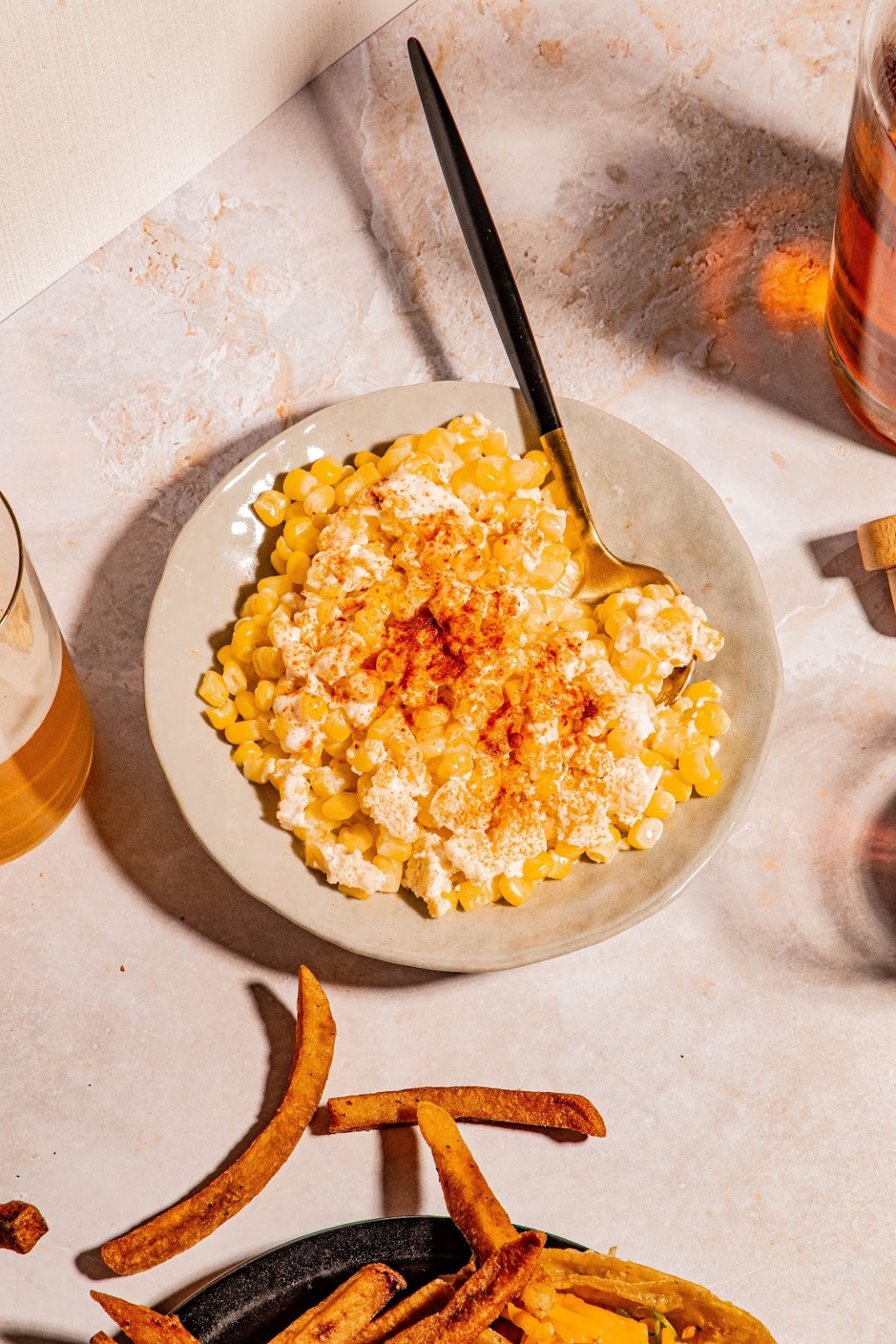 Dockside Delivery | restaurant | 67 E Cermak Rd, Chicago, IL 60616, USA | 3128344243 OR +1 312-834-4243