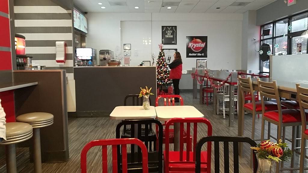Krystal | meal takeaway | 125 Harrison Ln Ste 116, Soddy-Daisy, TN 37379, USA | 4233321705 OR +1 423-332-1705