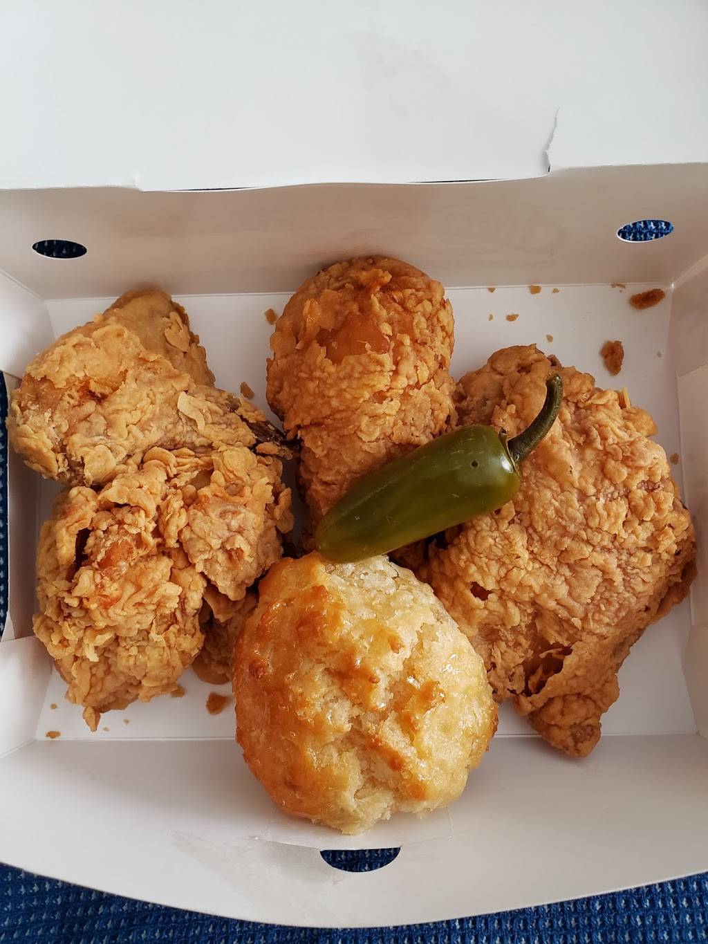 Churchs Chicken | restaurant | 4154 W Congress St, Lafayette, LA 70506, USA | 3375348847 OR +1 337-534-8847