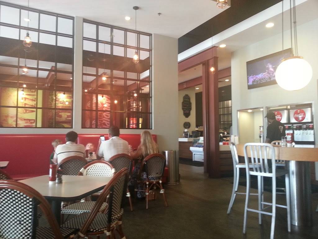 The Loop Pizza Grill | restaurant | 4413 Town Center Pkwy, Jacksonville, FL 32246, USA | 9045278900 OR +1 904-527-8900