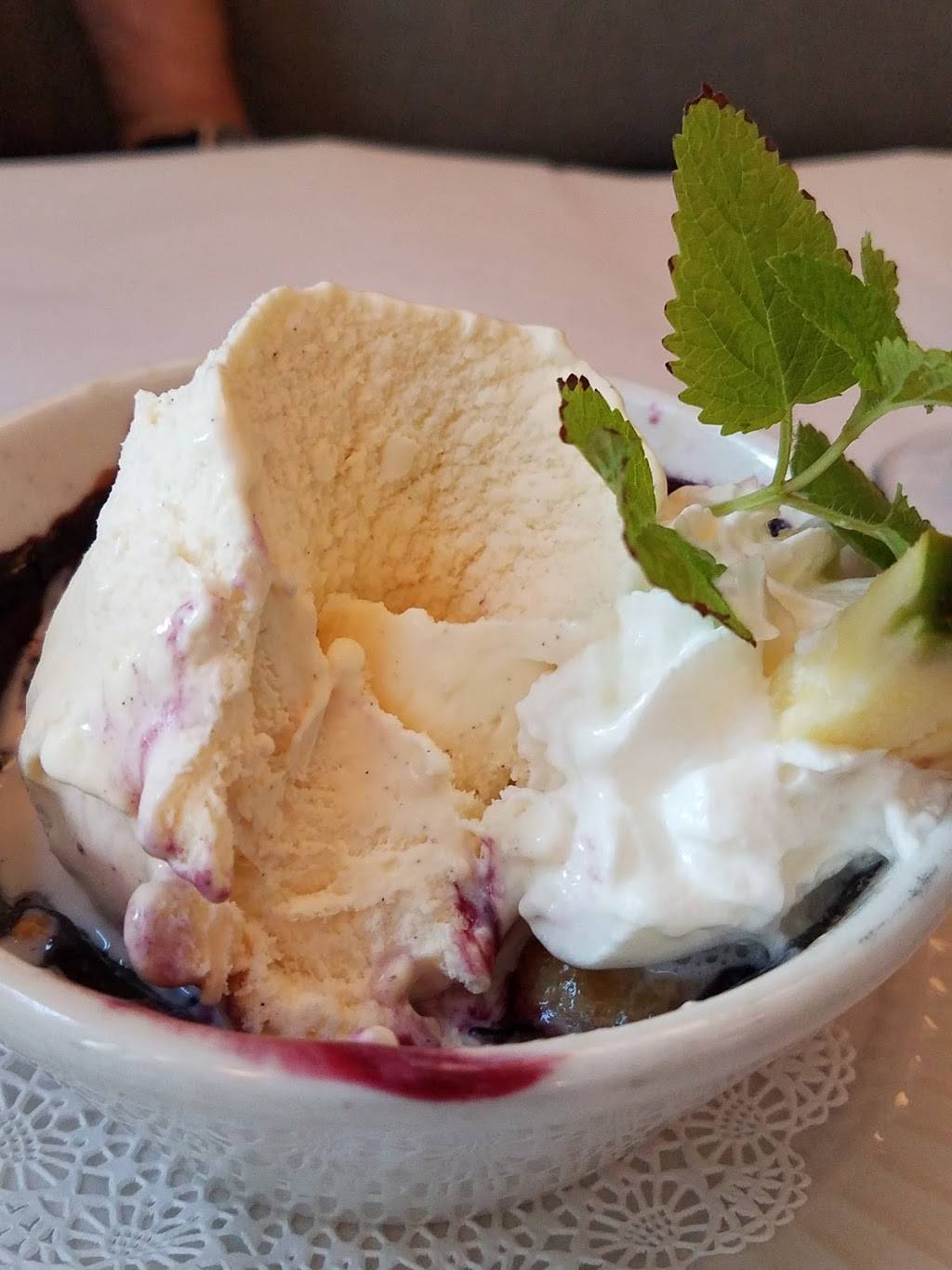 The Colington Cafe | restaurant | 1029 Colington Rd, Kill Devil Hills, NC 27948, USA | 2524801123 OR +1 252-480-1123