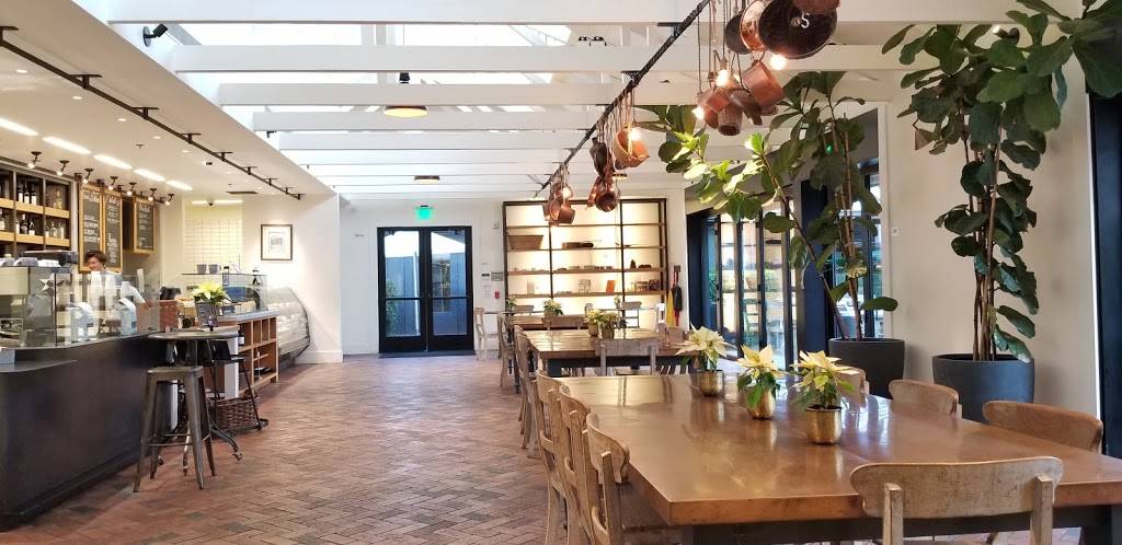 Brasswood Bar + Kitchen | restaurant | 3111 St Helena Hwy, St Helena, CA 94574, USA | 7073025101 OR +1 707-302-5101