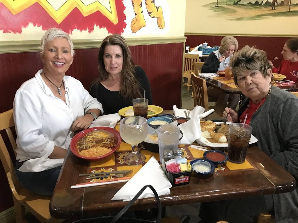 Sombreros Mexican Restaurant | restaurant | 28050 Walker South Rd South, Walker, LA 70785, USA | 2256656996 OR +1 225-665-6996