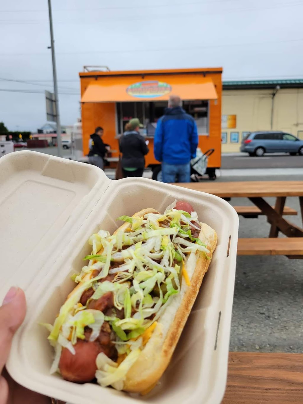 Shruggies Snack Shack | restaurant | 284 L St, Crescent City, CA 95531, USA | 9169958287 OR +1 916-995-8287