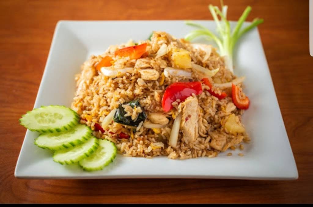 SaiMai Thai Restaurant | restaurant | 338 W Armitage Ave, Chicago, IL 60614, USA | 7733483888 OR +1 773-348-3888
