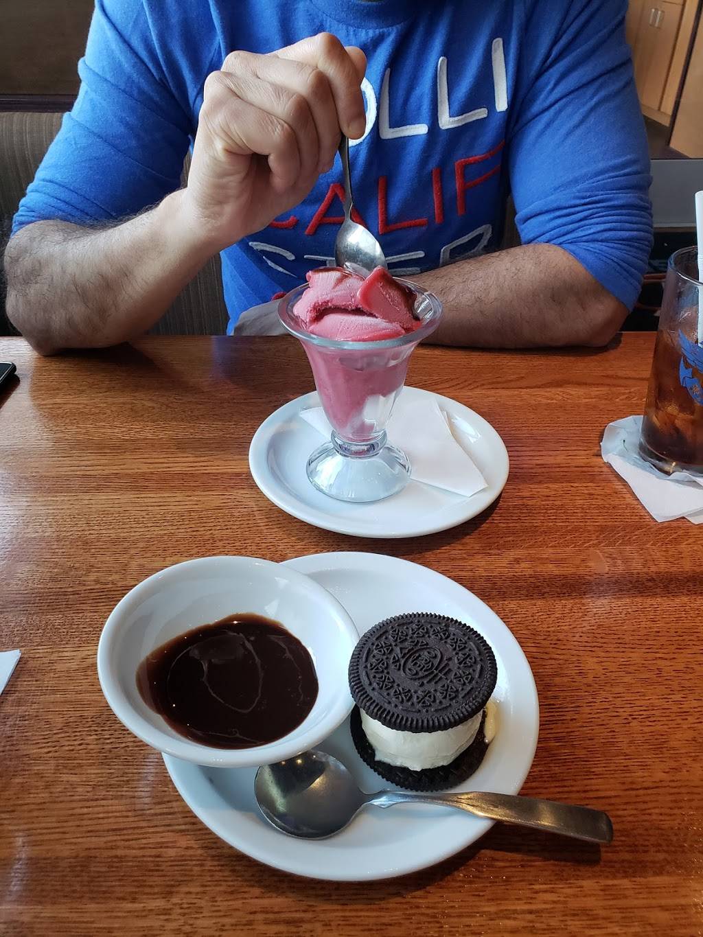 Glory Days Grill | restaurant | 1616 W Nursery Rd, Linthicum Heights, MD 21090, USA | 4439604343 OR +1 443-960-4343