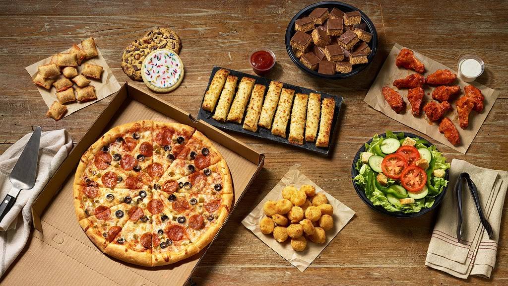 Caseys | meal takeaway | 2530 E Broadway, Alton, IL 62002, USA | 6184656895 OR +1 618-465-6895