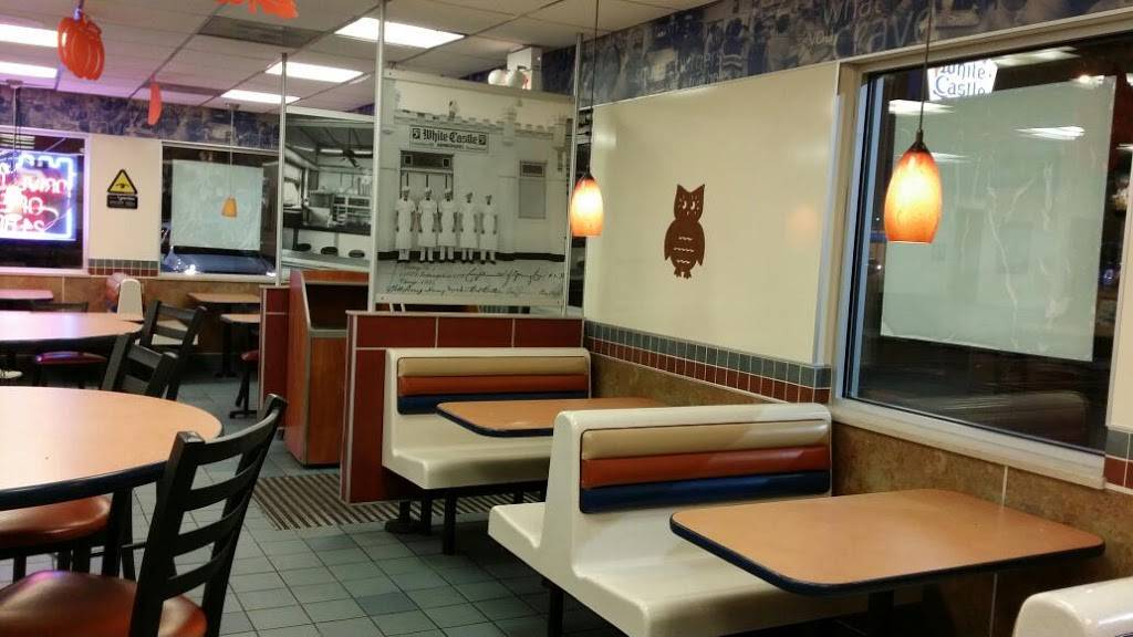 White Castle | restaurant | 3457 S King Dr, Chicago, IL 60616, USA | 8008432728 OR +1 800-843-2728