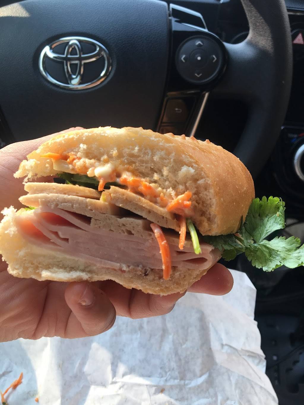 Viking’s Giant Submarines | restaurant | 2906 Diamond St, San Francisco, CA 94131, USA | 4155865333 OR +1 415-586-5333