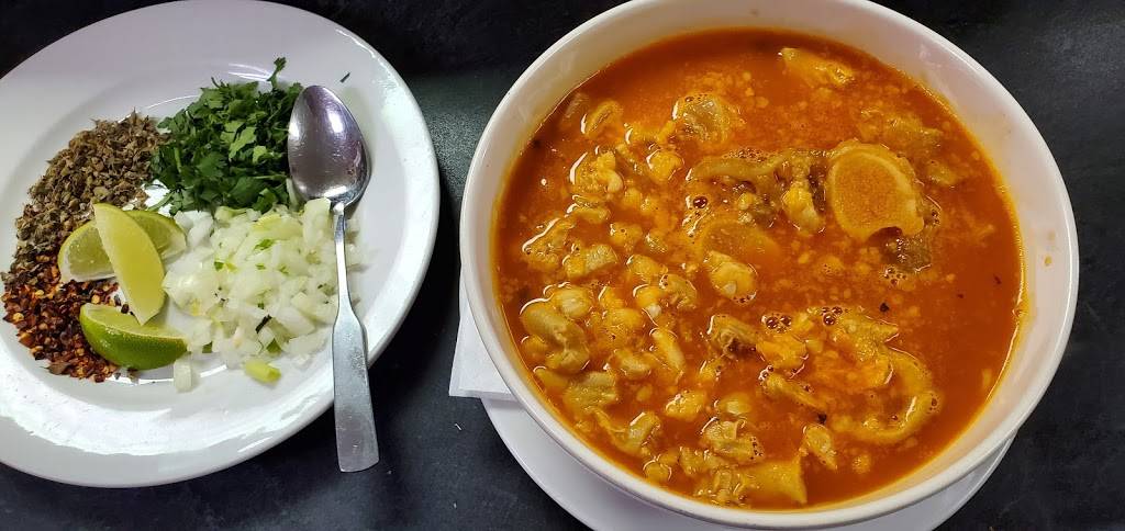 Serranos A Family Mexican Restaurant | restaurant | 114 W Jefferson St, Clinton, MO 64735, USA | 6603831730 OR +1 660-383-1730