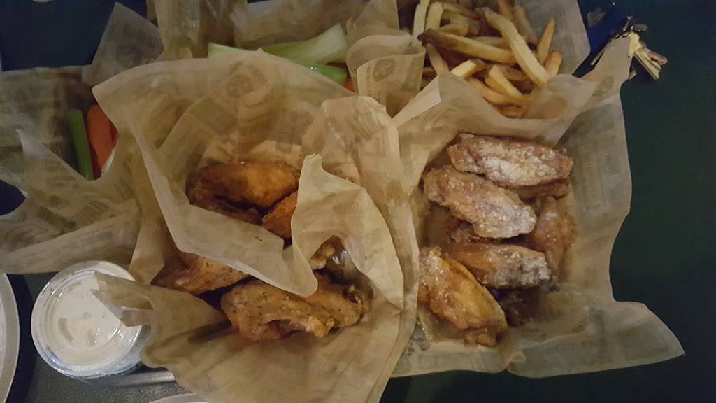 Wingstop | restaurant | 2369 Foothill Blvd b, La Verne, CA 91750, USA | 9095966400 OR +1 909-596-6400