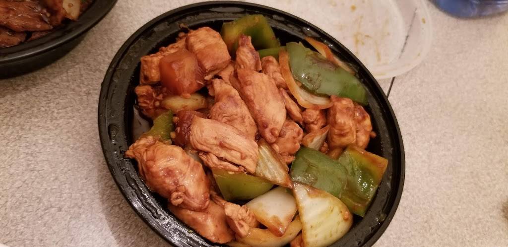 Golden Lake Chinese Food | restaurant | 370 Bovaird Dr E, Brampton, ON L6Z 2S8, Canada | 9058401188 OR +1 905-840-1188