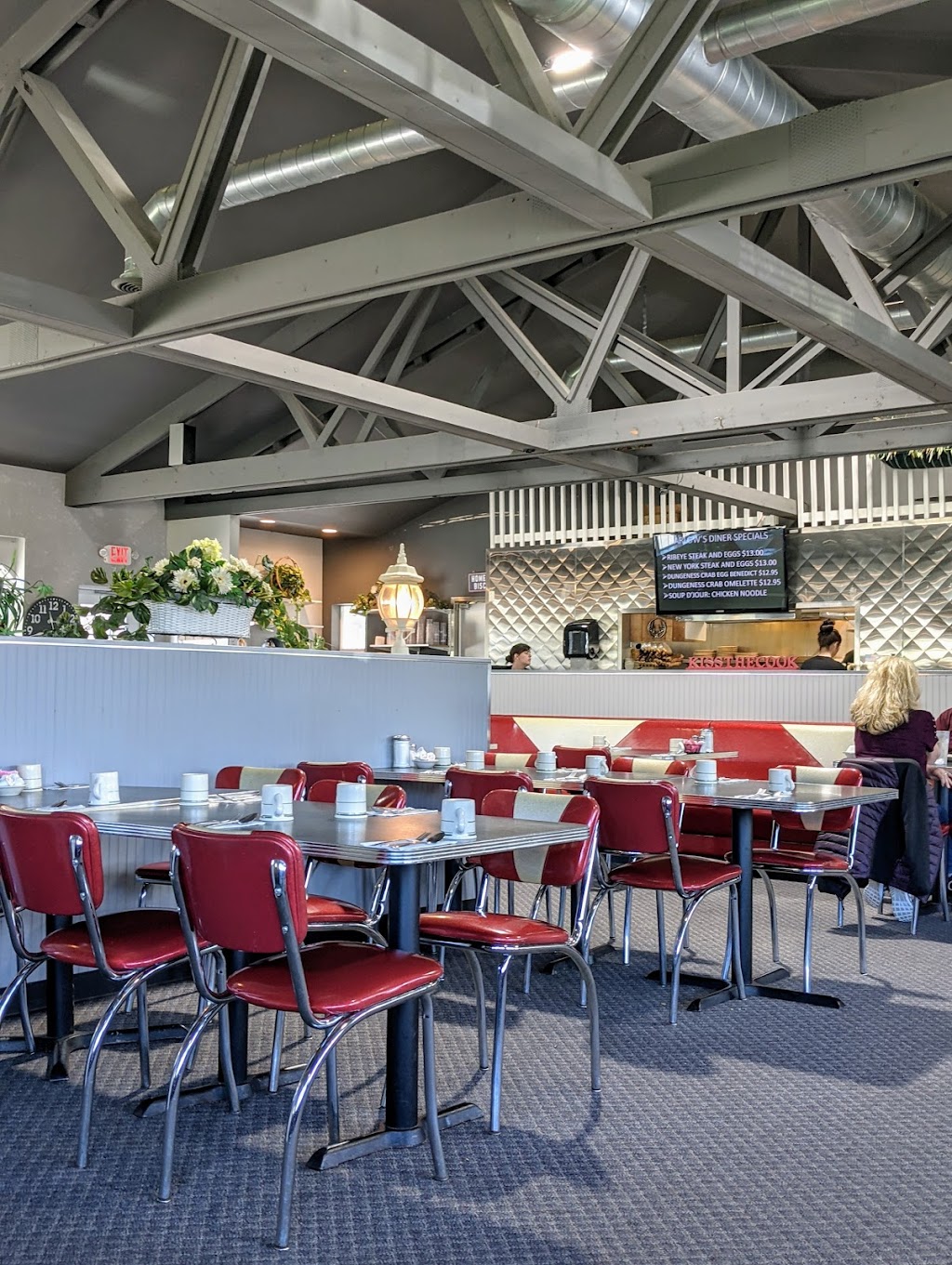 Harlows Diner | restaurant | 13668 ID-53, Rathdrum, ID 83858, USA | 2086876665 OR +1 208-687-6665