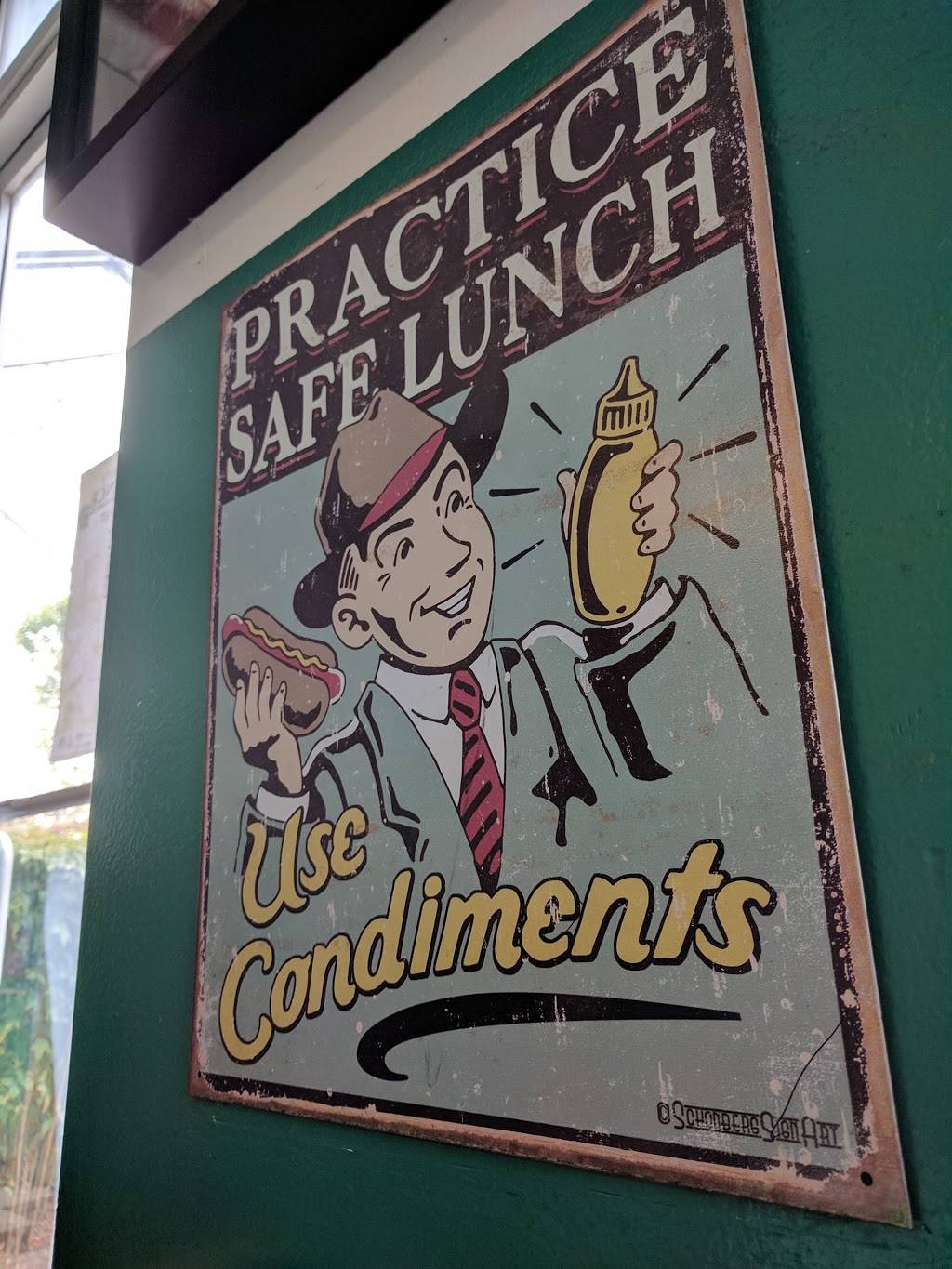 Mr. Pickles Sandwich Shop | meal takeaway | 3100 Lakeville Hwy C, Petaluma, CA 94954, USA | 7077631676 OR +1 707-763-1676