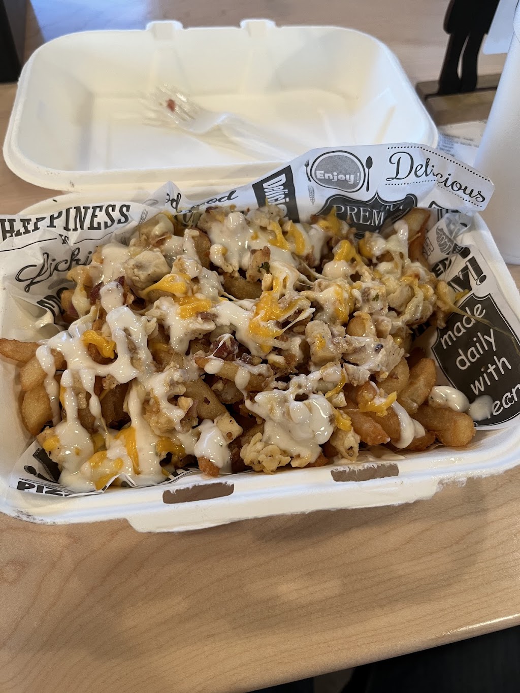 Bag Ladys Fry Joint | restaurant | 1402 Buchanan St, Nashville, TN 37208, USA | 6152759966 OR +1 615-275-9966