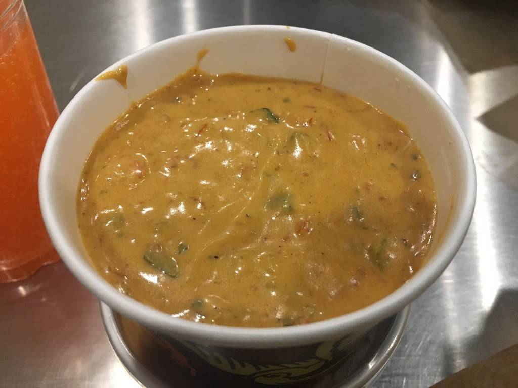 QDOBA Mexican Eats | restaurant | 420 Bergen Town Center Space E8A, Paramus, NJ 07652, USA | 2018454230 OR +1 201-845-4230