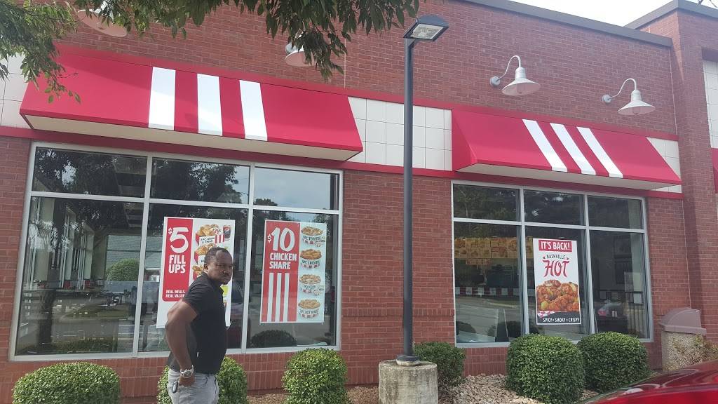 KFC | restaurant | 1545 Richmond Rd, Williamsburg, VA 23185, USA | 7572297212 OR +1 757-229-7212