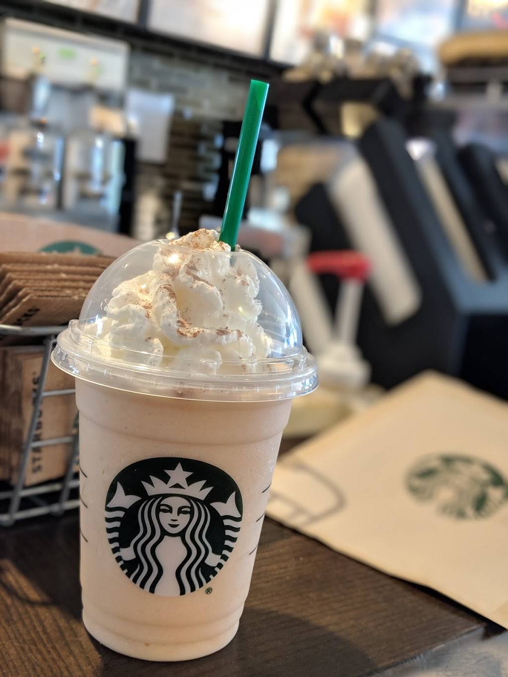 Starbucks | cafe | 9791 Vista Way, Garfield Heights, OH 44125, USA | 2166622775 OR +1 216-662-2775