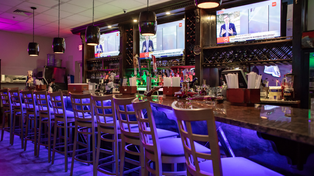 Viva Chile Lindo Restaurant & Bar | restaurant | 4950 S State Rd 7, Fort Lauderdale, FL 33314, USA | 9543272888 OR +1 954-327-2888