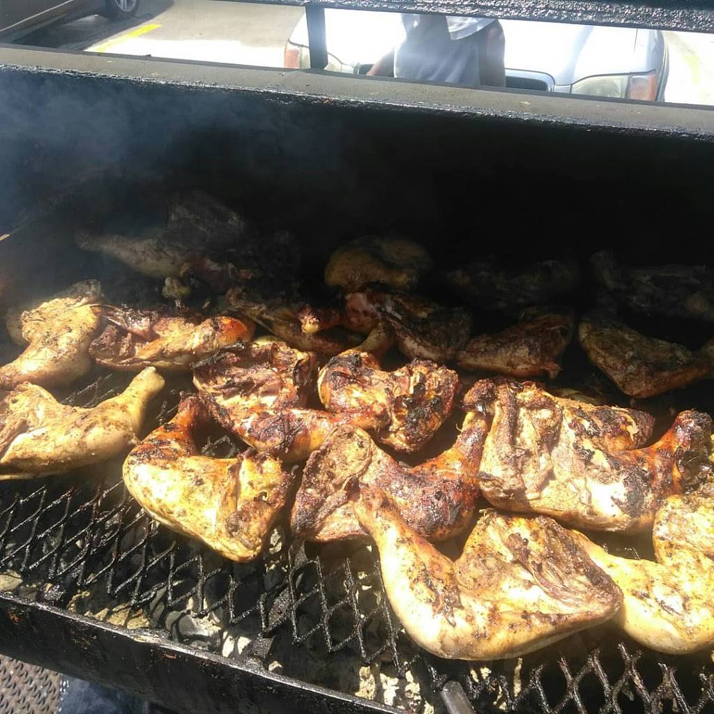 Sylvias Cafe | restaurant | 14124-A NW 27th Ave, Opa-locka, FL 33054, USA | 7866159500 OR +1 786-615-9500