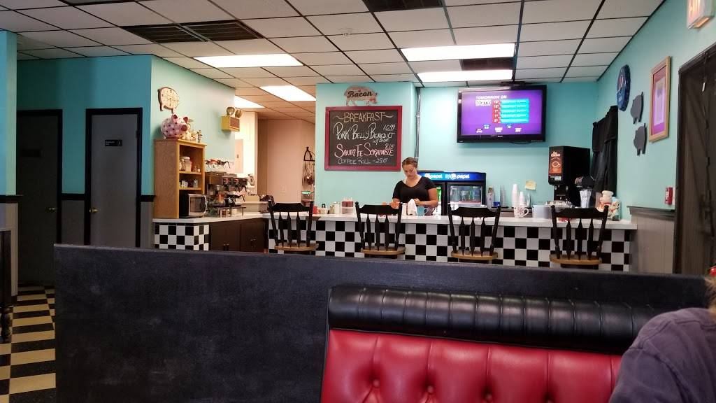 The Bacon Barn | restaurant | 4 Sanborn Rd, Londonderry, NH 03053, USA | 6034340100 OR +1 603-434-0100