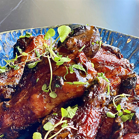 Local Bay Harbor | restaurant | 795 Front St, Bay Harbor, MI 49770, USA | 2318819134 OR +1 231-881-9134