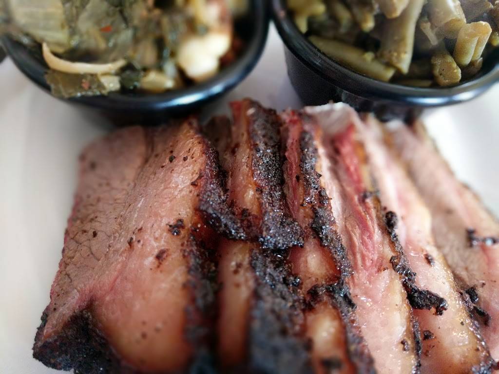 Sista Whites Cafe | restaurant | 503 S Gulf Blvd, Freeport, TX 77541, USA | 9792331313 OR +1 979-233-1313