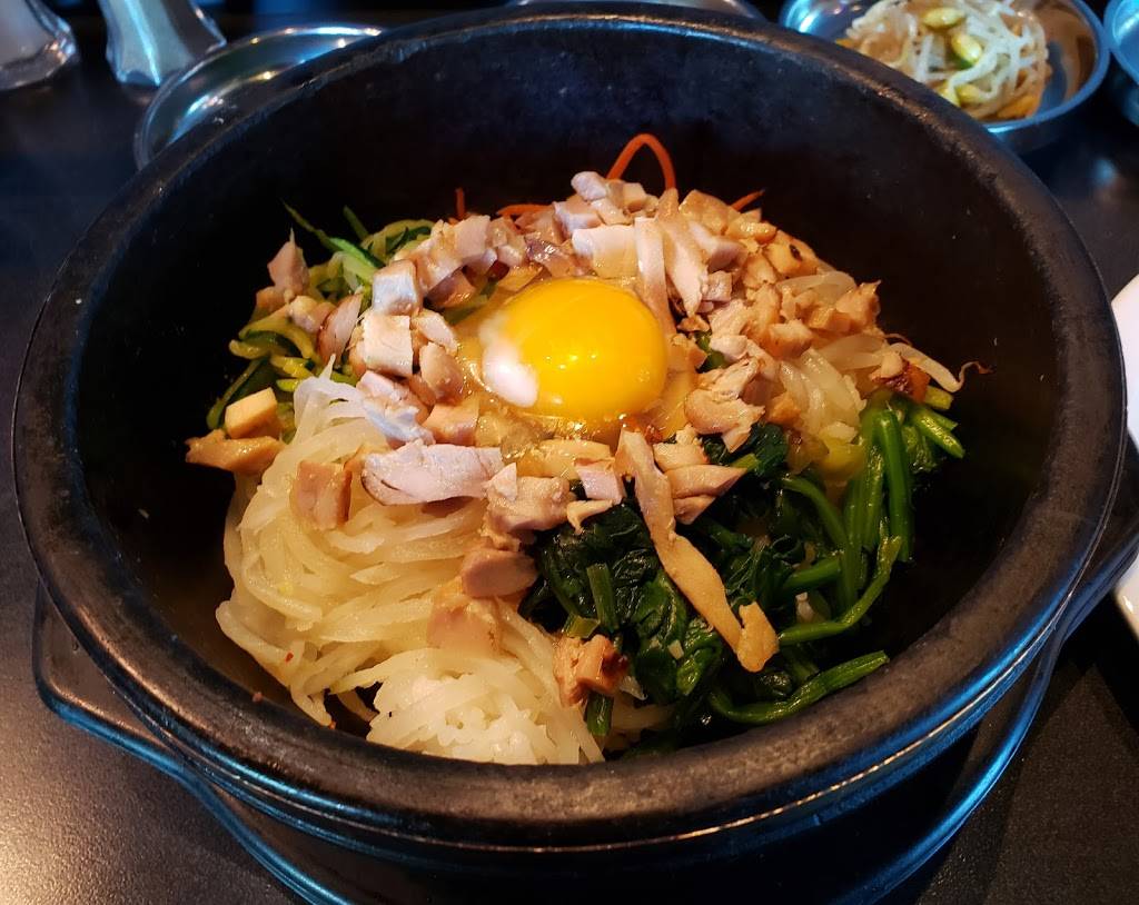 Happy Bibimbap House 2 | restaurant | 4204 NE Halsey St, Portland, OR 97213, USA | 9712717065 OR +1 971-271-7065