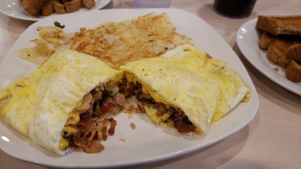 Classic Coney Island | restaurant | 6678 Dixie Hwy, Village of Clarkston, MI 48346, USA | 2489229322 OR +1 248-922-9322