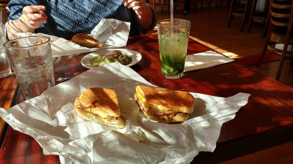 Buchi Cafe Cubano | cafe | 2651 W 38th Ave, Denver, CO 80211, USA | 3034581328 OR +1 303-458-1328